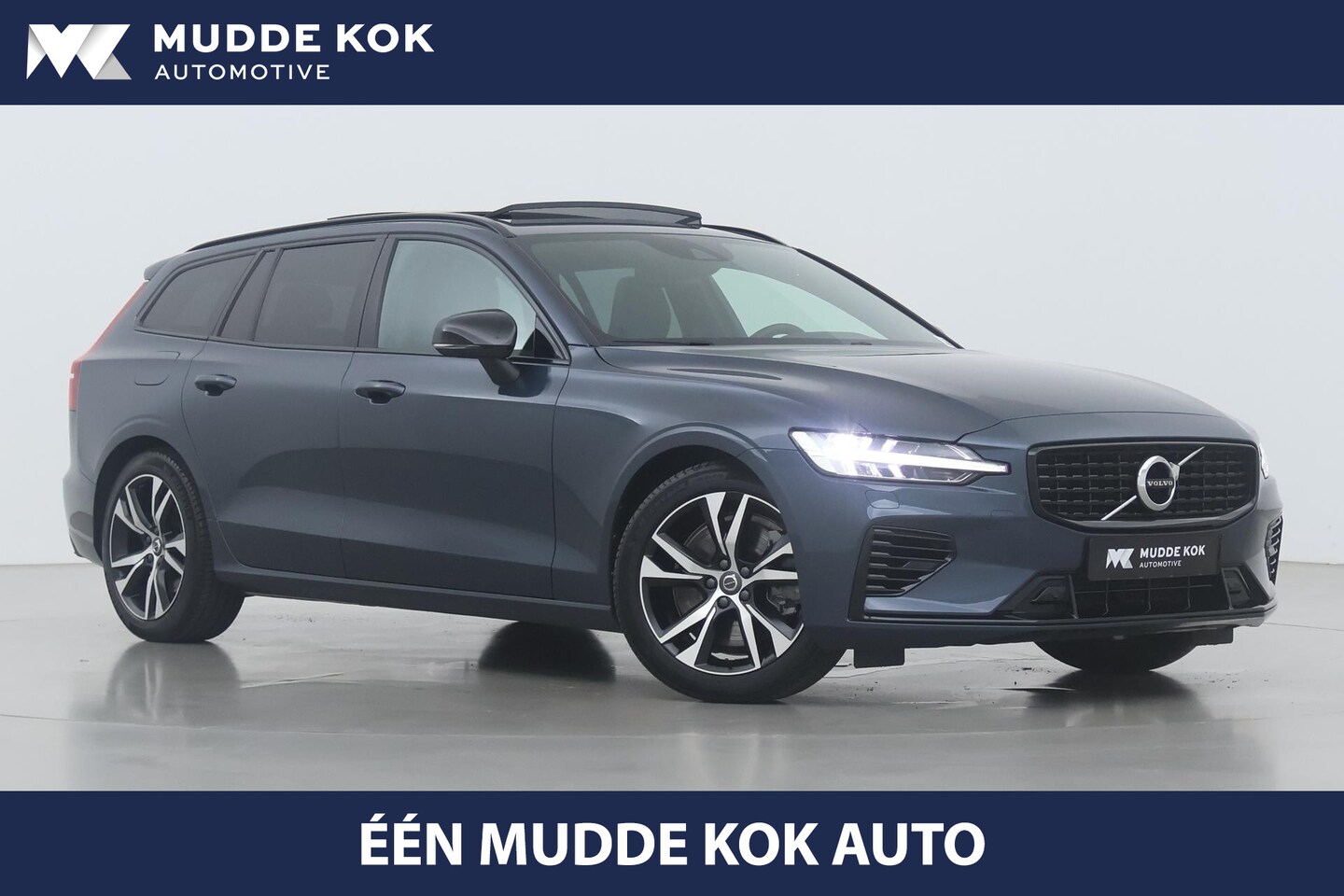 Volvo V60 - T6 Recharge R-Design | Head-Up | ACC | Panoramadak | Massage+Ventilatie | Trekhaak - AutoWereld.nl