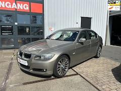 BMW 3-serie - 318i Corporate Lease Luxury Line| NL-Auto| NAP| Pano| Leder| Automaat| Parkeersensoren