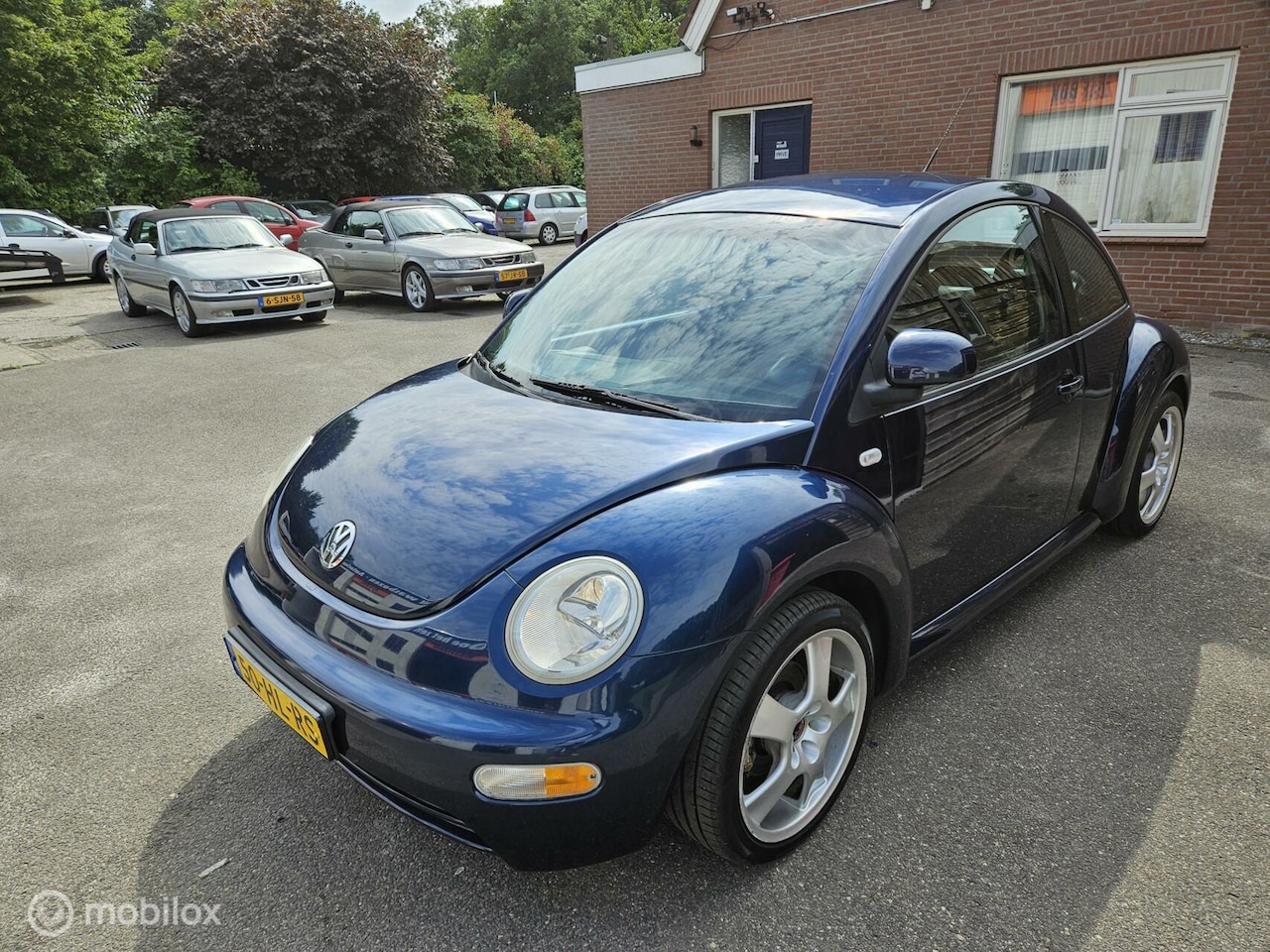 Volkswagen New Beetle - 2.0 Highline 2.0 Highline - AutoWereld.nl