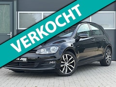 Volkswagen Golf - 1.4 TSI Highline Massage Adaptive 1e Eig