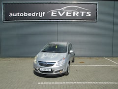 Opel Corsa - 1.3 CDTi Business Nieuwe Apk rijd maar heeft diverse storing en rooktbuitenzijde wat blank
