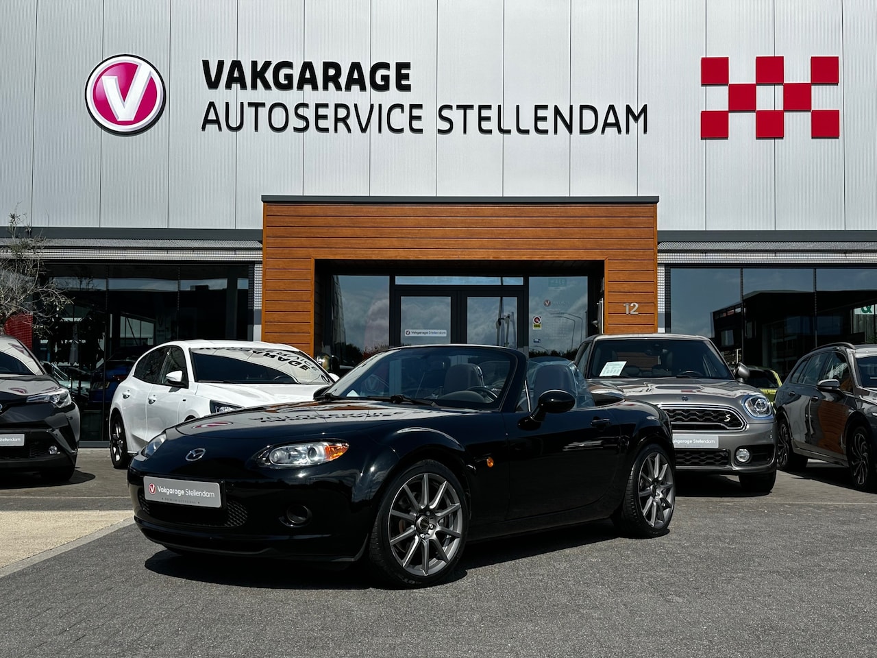 Mazda MX-5 - 1.8 Exclusive|Airco|Lm Velgen|Sportuitlaat|Nette staat|Softtop - AutoWereld.nl