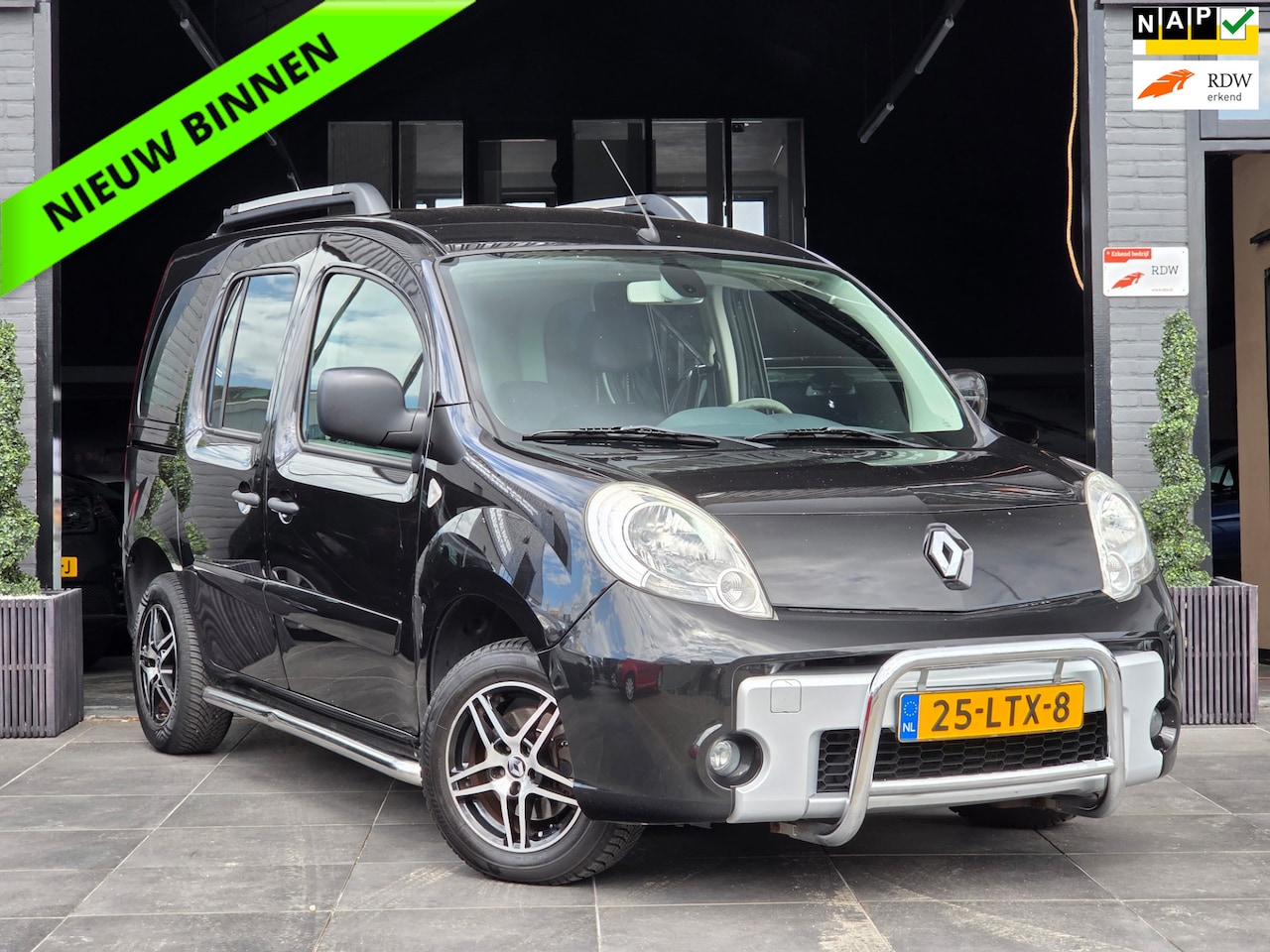 Renault Kangoo Family - 1.6-16V Privilège|Leer|Airco|Trekhaak - AutoWereld.nl