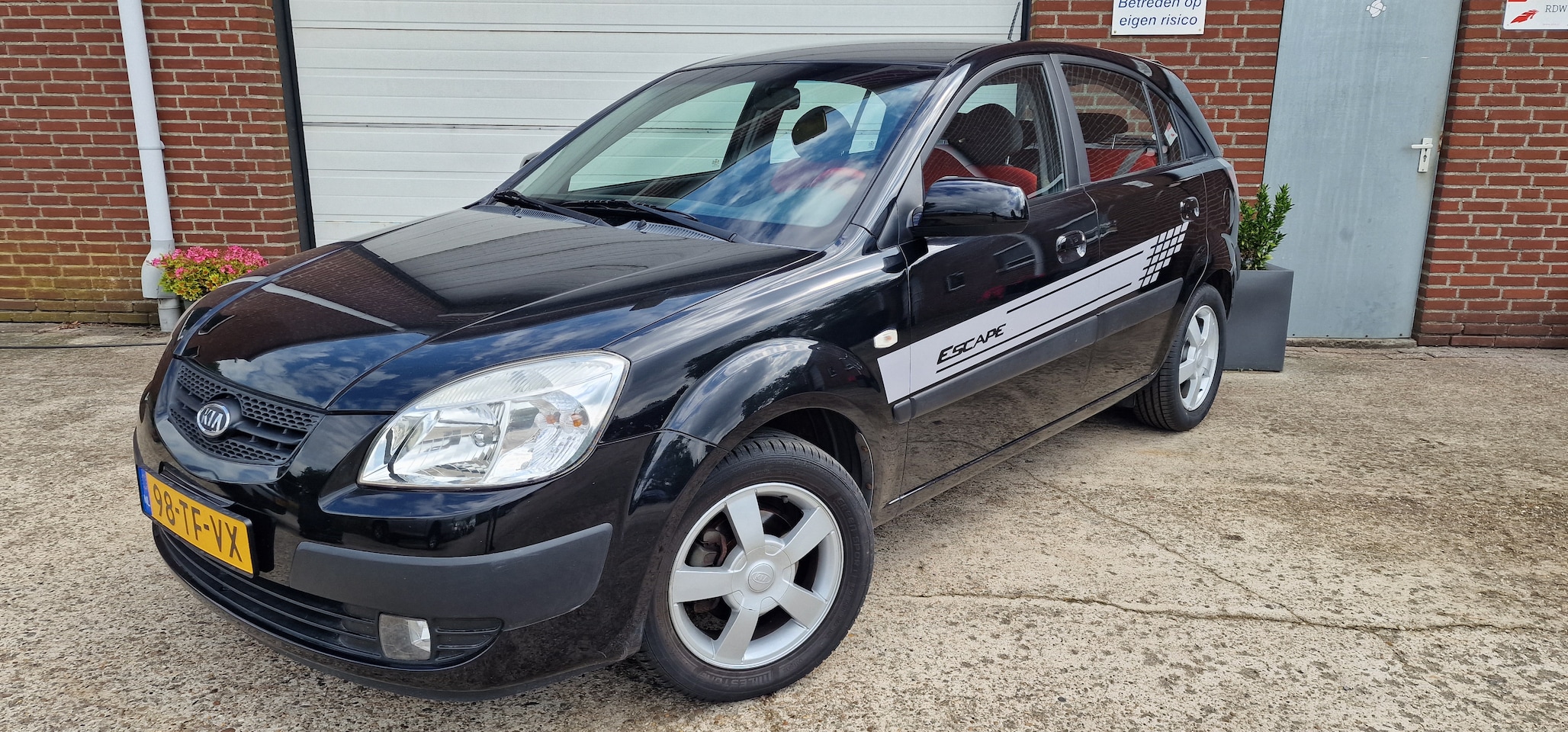 Kia Rio - 1.6 CVVT X-treme In top staat verkerende Kia Rio 1.6 16V X Treme . Clima,  lm velgen, 88 980km. Nieuwe apk - AutoWereld.nl
