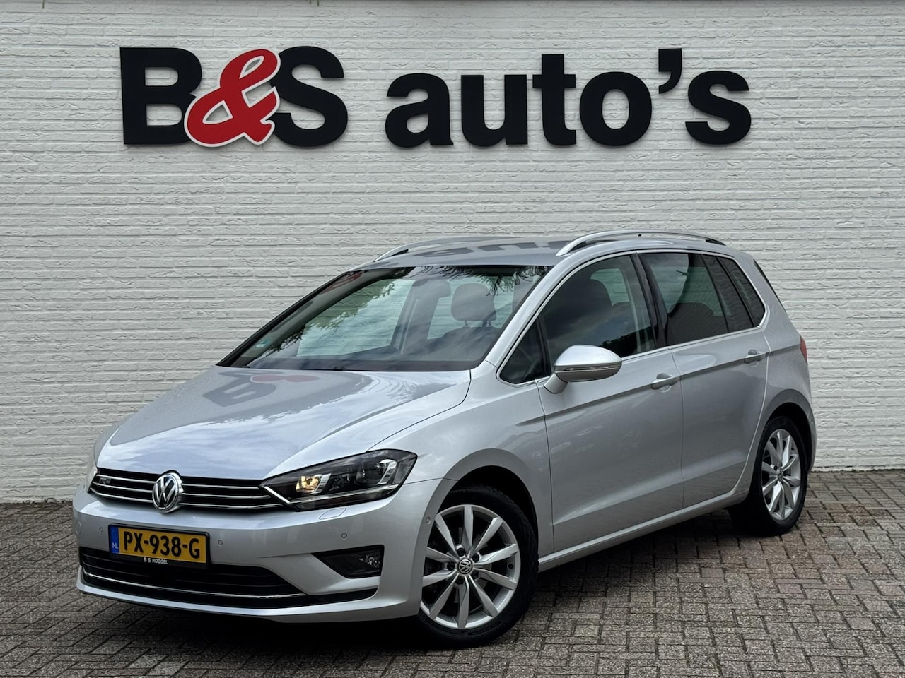 Volkswagen Golf Sportsvan - 1.4 TSI Connected Series Adaptive cruise Climate control Stoelverwarming Apple Sensoren pl - AutoWereld.nl