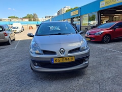 Renault Clio Estate - 1.2-16V Corporate