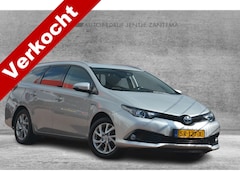 Toyota Auris Touring Sports - 1.8 Hybrid Dynamic | Navigatie | Camera | Cruise-control | NL auto |