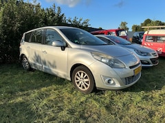Renault Scénic - Scenic 1.4 TCe Privilege 7 pers. Motor defect