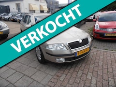 Skoda Octavia Combi - 1.6 Ambiente lpg g3 airco elek pak nap apk