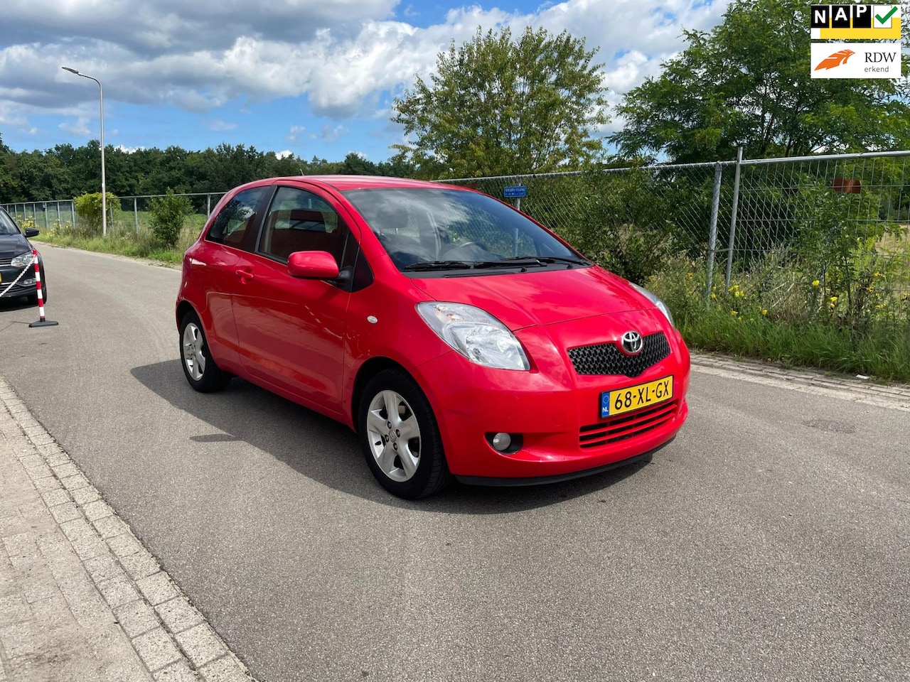 Toyota Yaris - 1.3 VVT-i Luna 1.3 VVTi Luna - AutoWereld.nl