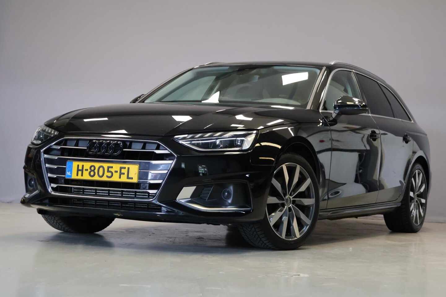 Audi A4 Avant - 35 TFSI Launch edition Business |Carplay|Trekhaak| - AutoWereld.nl