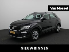Volkswagen T-Roc - 1.0 TSI Style 110 PK | Airco | Apple Carplay | Adaptieve Cruise Control | Lane Assist | Pa