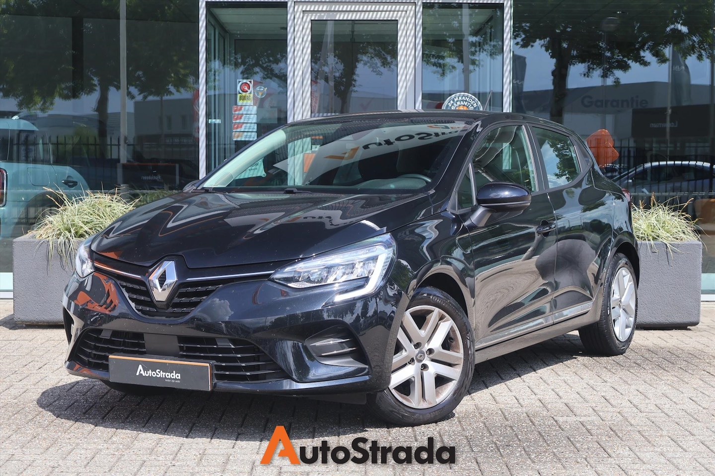 Renault Clio - 1.0 ZEN TCe 100pk | Cruise | Navi | Airco | Carplay | Sensoren | Radio | LED - AutoWereld.nl