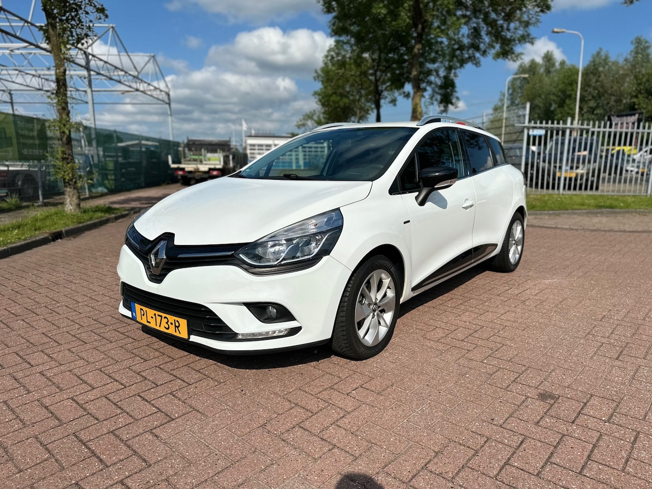 Renault Clio Estate - 1.5 dCi Ecoleader Limited 1.5 dCi Ecoleader Limited - AutoWereld.nl
