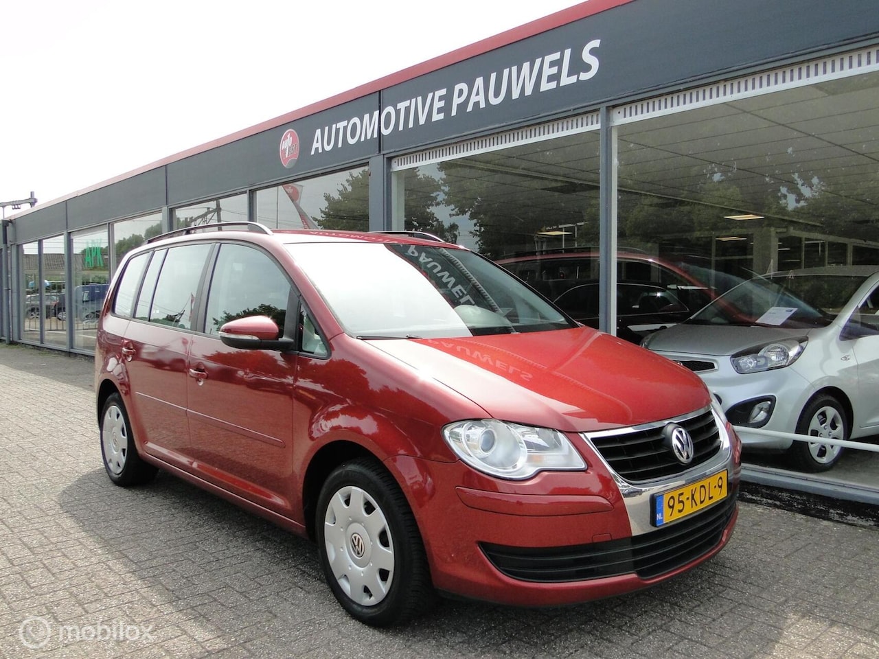 Volkswagen Touran - 1.4 TSI Comfo, benzine, schakel, 266811 km - AutoWereld.nl