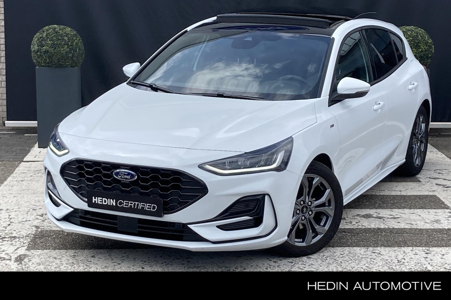 Ford Focus - 1.0i EcoBoost MHEV 92kW ST-Line X | Winterpakket | Panoramadak - AutoWereld.nl