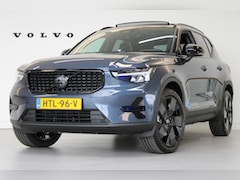Volvo XC40 - B4 197PK Plus Black Edition | 360° | Panoramadak | Getint Glas | Adap Cruise | HK Audio |