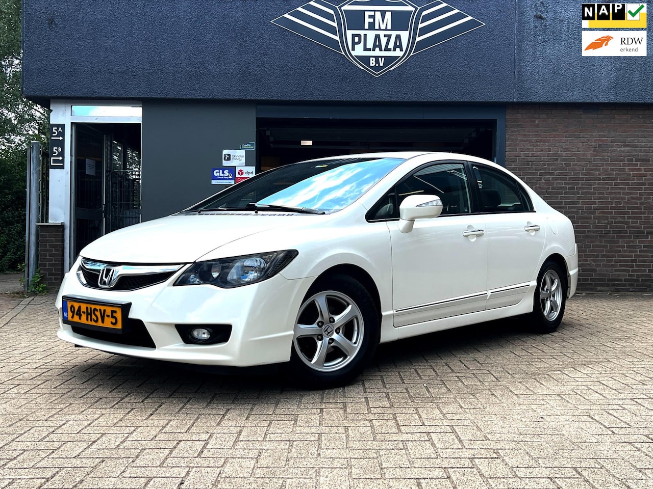 Honda Civic - 1.3 Hybrid carplay_Clima_Cruise_Nette auto - AutoWereld.nl