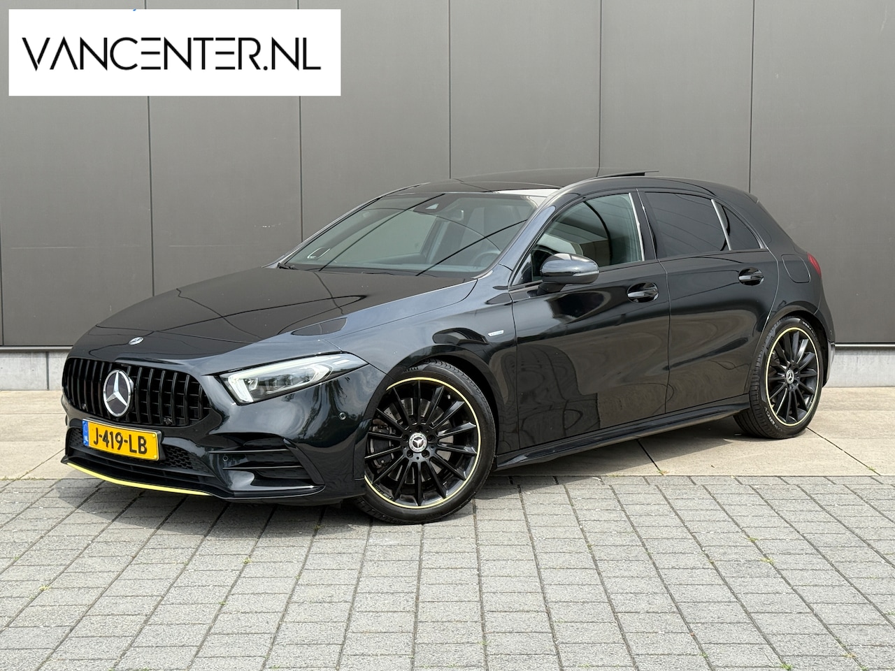 Mercedes-Benz A-klasse - 250 Premium Plus 224pk PANO SFEER EDITION BURMESTER - AutoWereld.nl