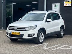 Volkswagen Tiguan - 1.4 TSI Easyline/6-BAK/AIRCI/NAVI/TREKHAAK/NETTE STAAT