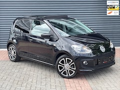 Volkswagen Up! - 1.0 Cup Pano| Parkeersensor | Cruise |