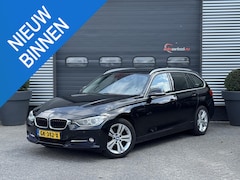 BMW 3-serie Touring - 316d Executive | Navigatie | Xenon | Elektrische Achterklep | Parkeersensoren |