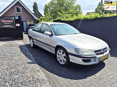 Opel Omega - 2.0i-16V Diamond Edition 100 met Leer en Airco