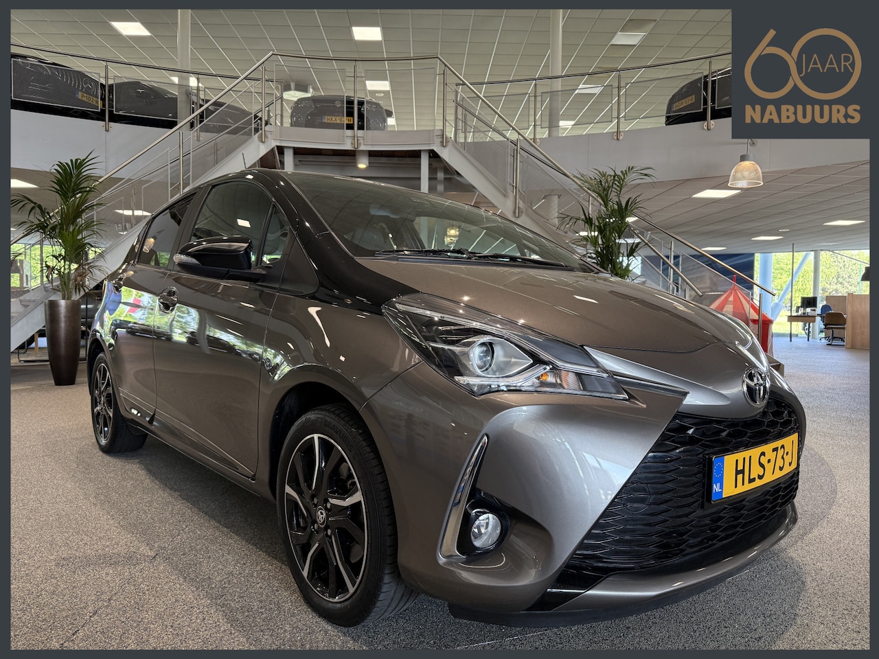 Toyota Yaris - 1.5 VVT-i Executive 1.5 VVT-i Executive, Camera, Navi, Cruise - AutoWereld.nl