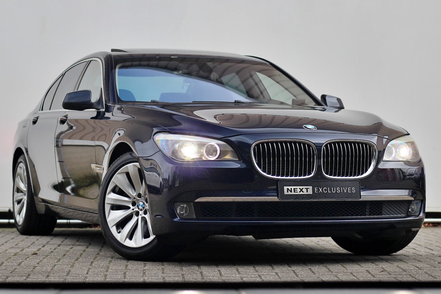 BMW 7-serie - 750i ActiveHybrid | Pano | Head-up | Verkoeling | Memory | Camera - AutoWereld.nl
