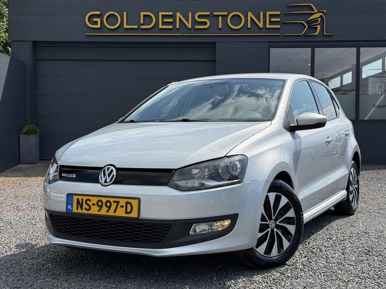 Volkswagen Polo - 1.0 BlueMotion Edition Navi,Airco,Cruise,Lm velgen,5 Deurs,Lm velgen,Nieuwe Apk bij Afleve - AutoWereld.nl