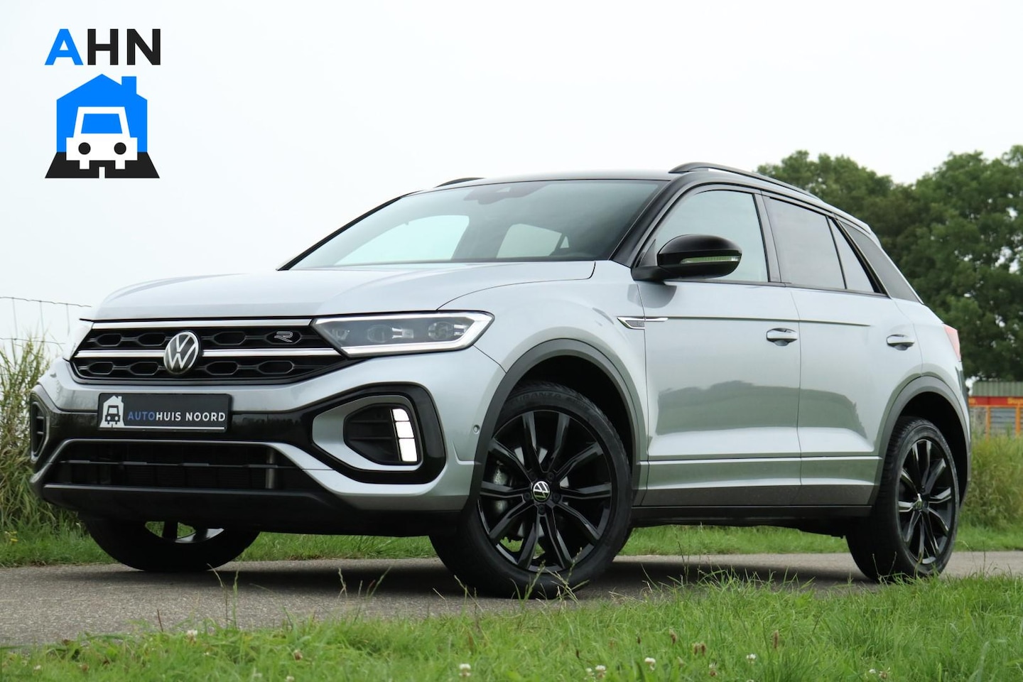 Volkswagen T-Roc - 1.5 TSI / 2x R-Line / Black Style / 150PK / DSG / Virtual Cockpit / 18"! - AutoWereld.nl