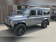Land Rover Defender 110 - 2.4 TD 5-zits geelkenteken