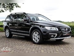 Volvo XC70 - 2.4 D5 Momentum AWD|Polestar|Adaptive cruise.|Dealer ond.|Trekhaak