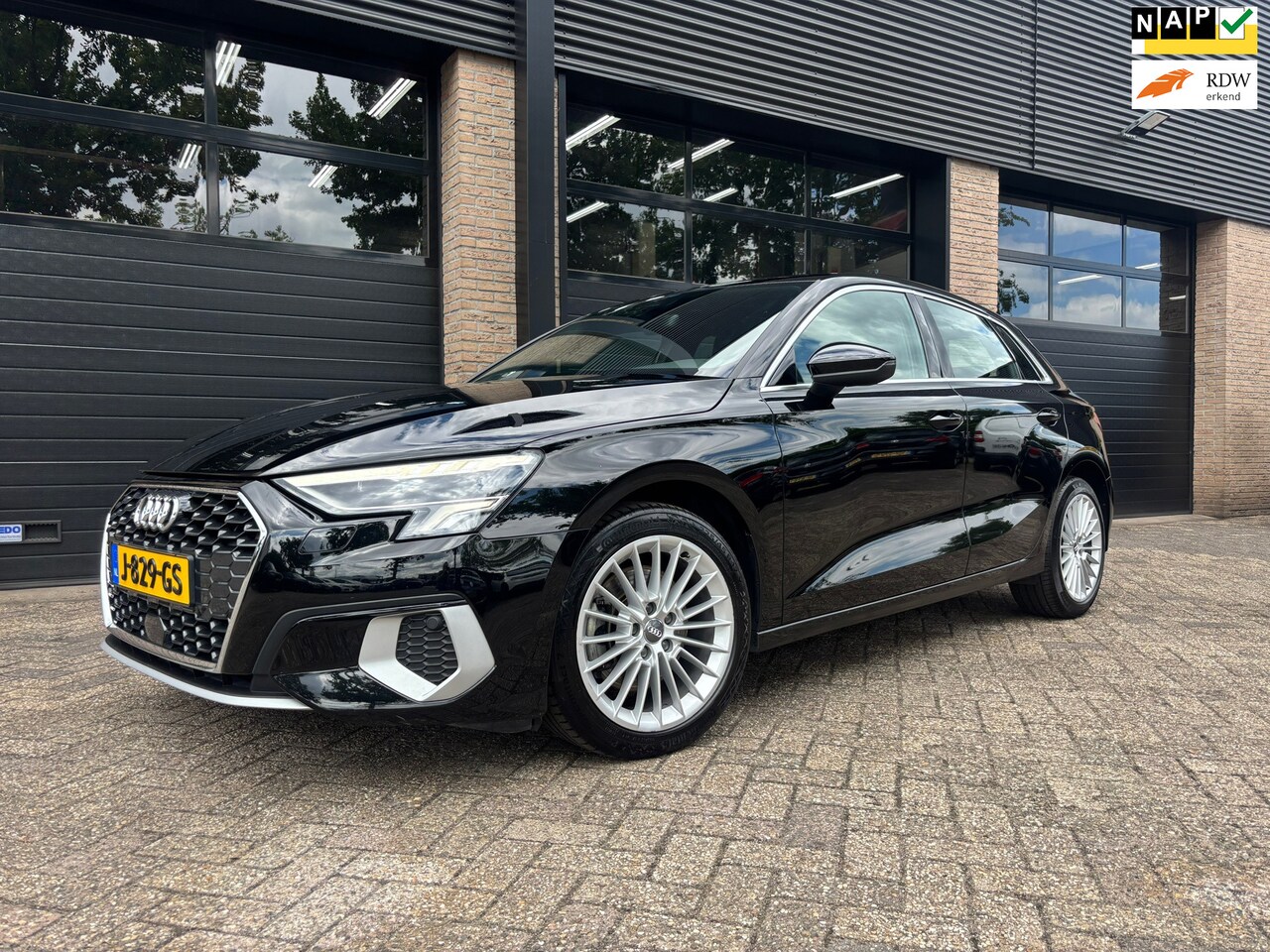 Audi A3 Sportback - 35 TFSI Business edition 35 TFSI Business edition - AutoWereld.nl