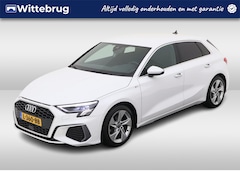 Audi A3 Sportback - 30 TFSI S edition / LED / S-Line Interieur & Exterieur / Navigatie / Camera / Donker Glas