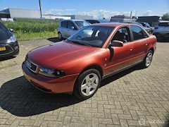 Audi A4 Limousine - 1.6
