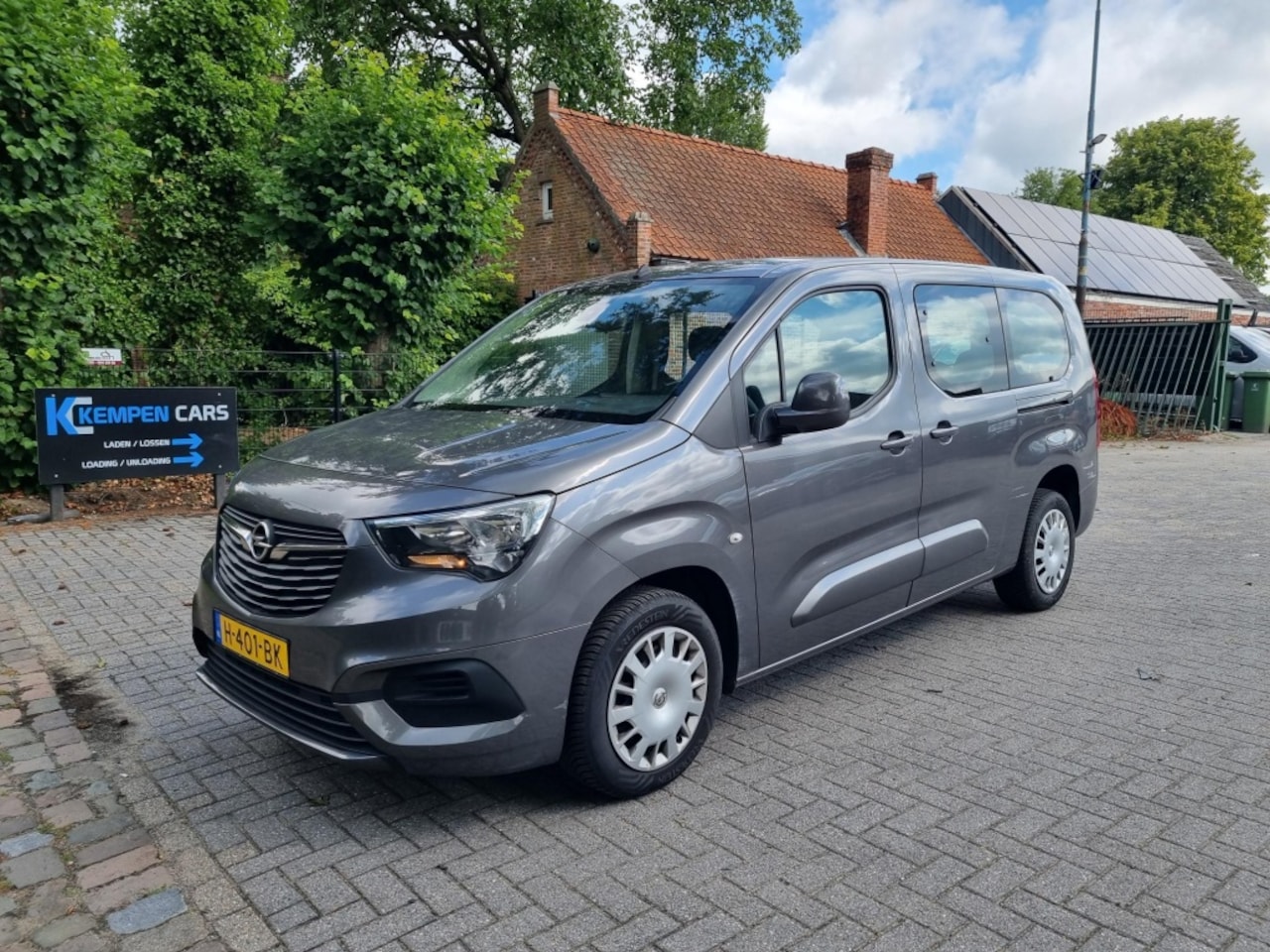 Opel Combo Tour - 1.2 T. L2H1 Edit. 7p - AutoWereld.nl