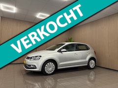 Volkswagen Polo - 1.2 TSI Comfortline * 1e Eig / Navigatie / Parkeersensoren / NL Auto