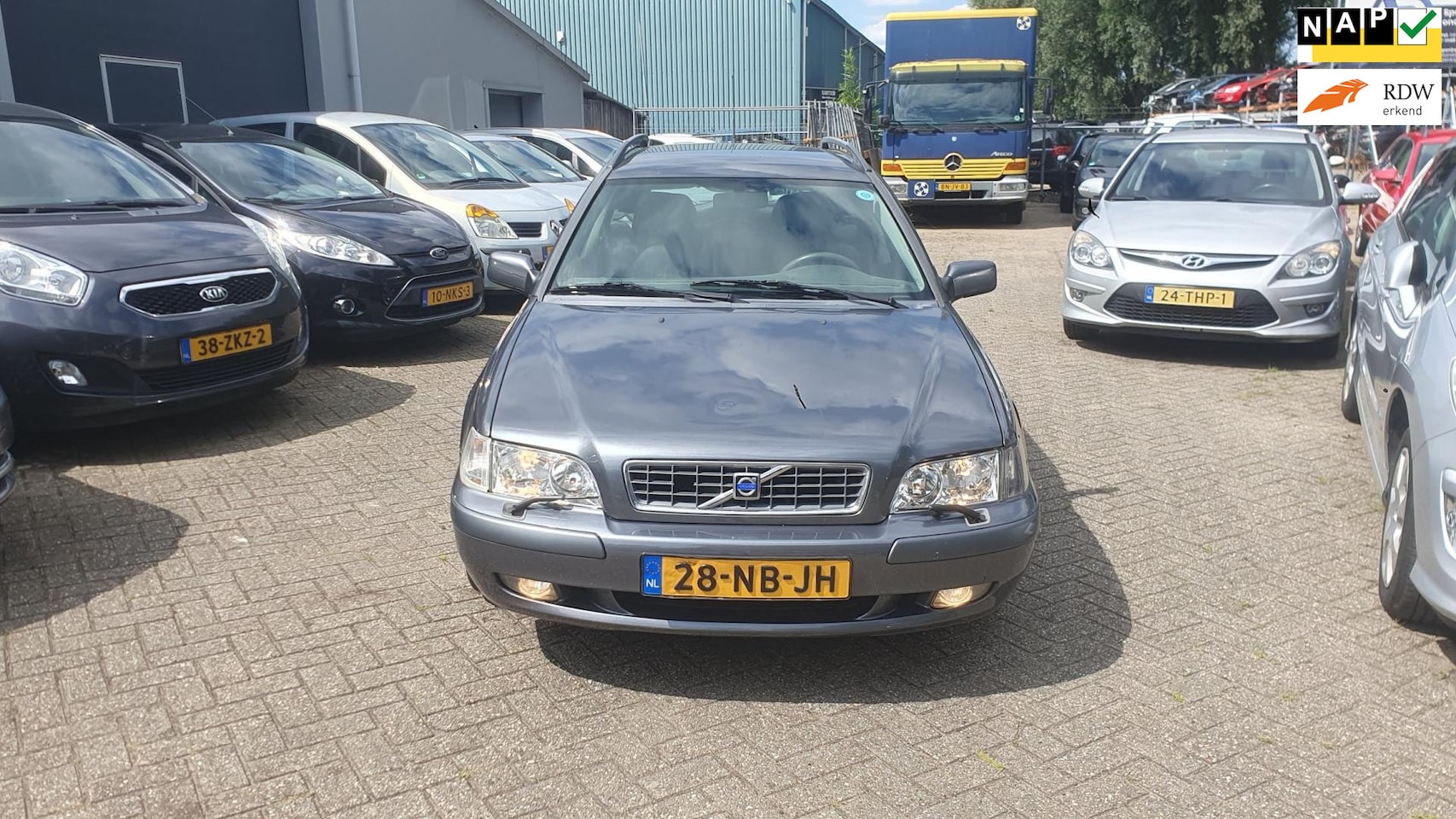 Volvo V40 - 2.0 Europa/AIRCO/LEER/NWE.APK:07.2026 - AutoWereld.nl