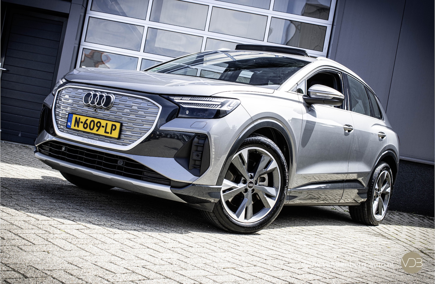 Audi Q4 e-tron - 40 204pk Advanced Plus 77 kWh PANORAMA Origineel NL - AutoWereld.nl