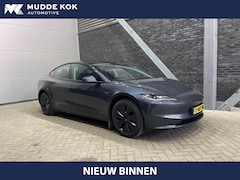 Tesla Model 3 - RWD 60 kWh | Panoramadak | Autopilot | Camera | Stoelventilatie + Verwarming | 18 Inch