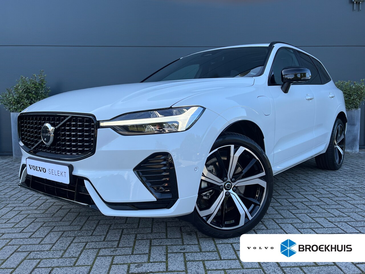 Volvo XC60 - 2.0 T8 Plug-in hybrid AWD R-Design | Google | Harman/Kardon | Trekhaak | 360 Camera | - AutoWereld.nl