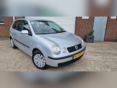 Volkswagen Polo - 1.2-12V Athene In nog een nette staat verkerende VW Polo 1.2 Athena  , Clima, Cruise, bouwjaar 2003, nieu