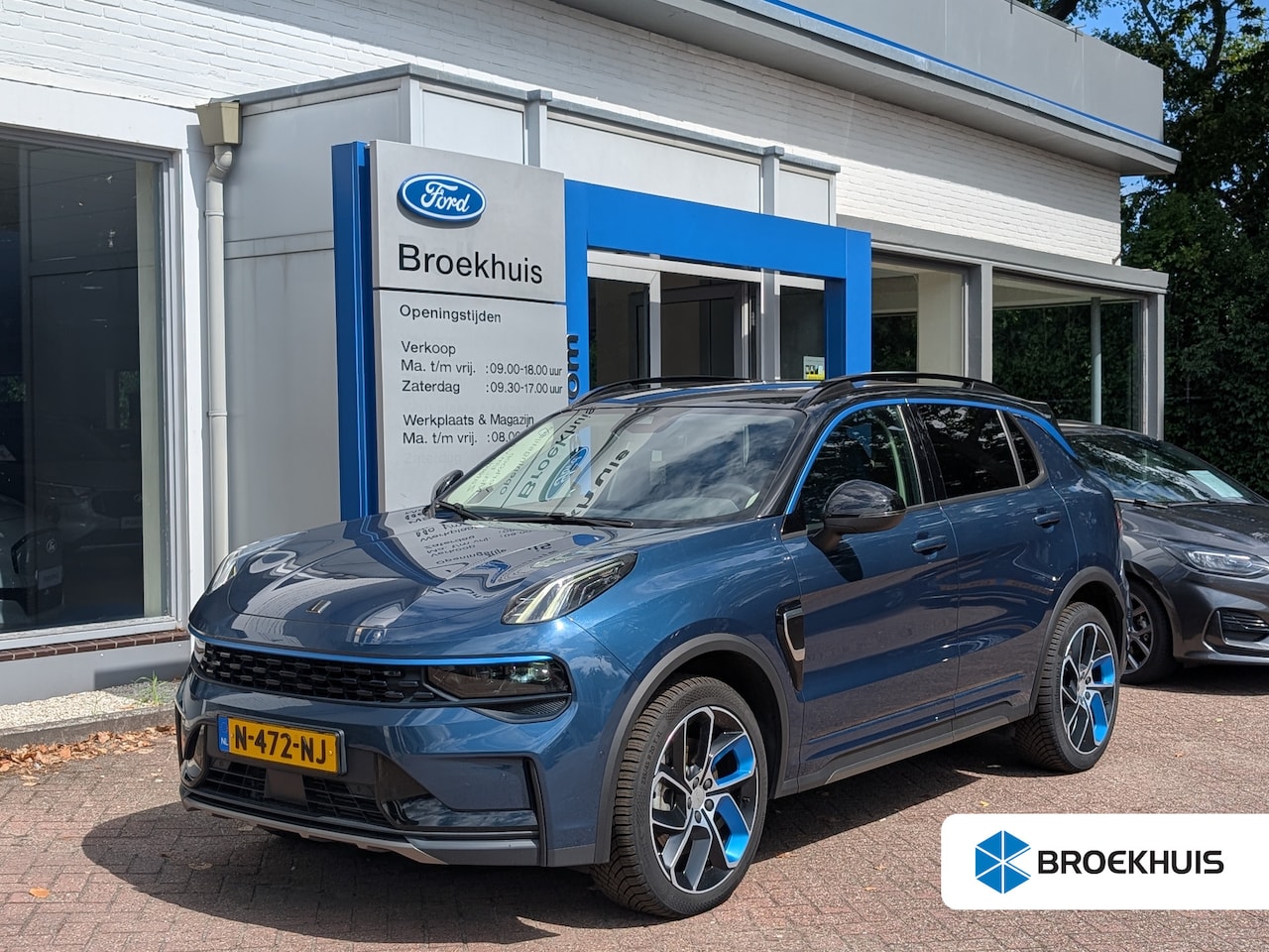 Lynk & Co 01 - 1.5 262pk Plug-in Hybrid | Adap. Cruise | Dodehoek | Navi | Carplay | Keyless | Panoramada - AutoWereld.nl