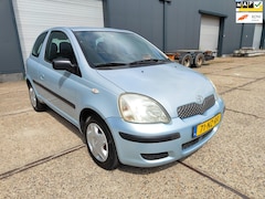 Toyota Yaris - 1.0 VVT-i Idols ( unieke lage kilometerstand)