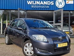 Toyota Auris - 1.6-16V Terra Airco Elekt Ramen APK Onderhoud