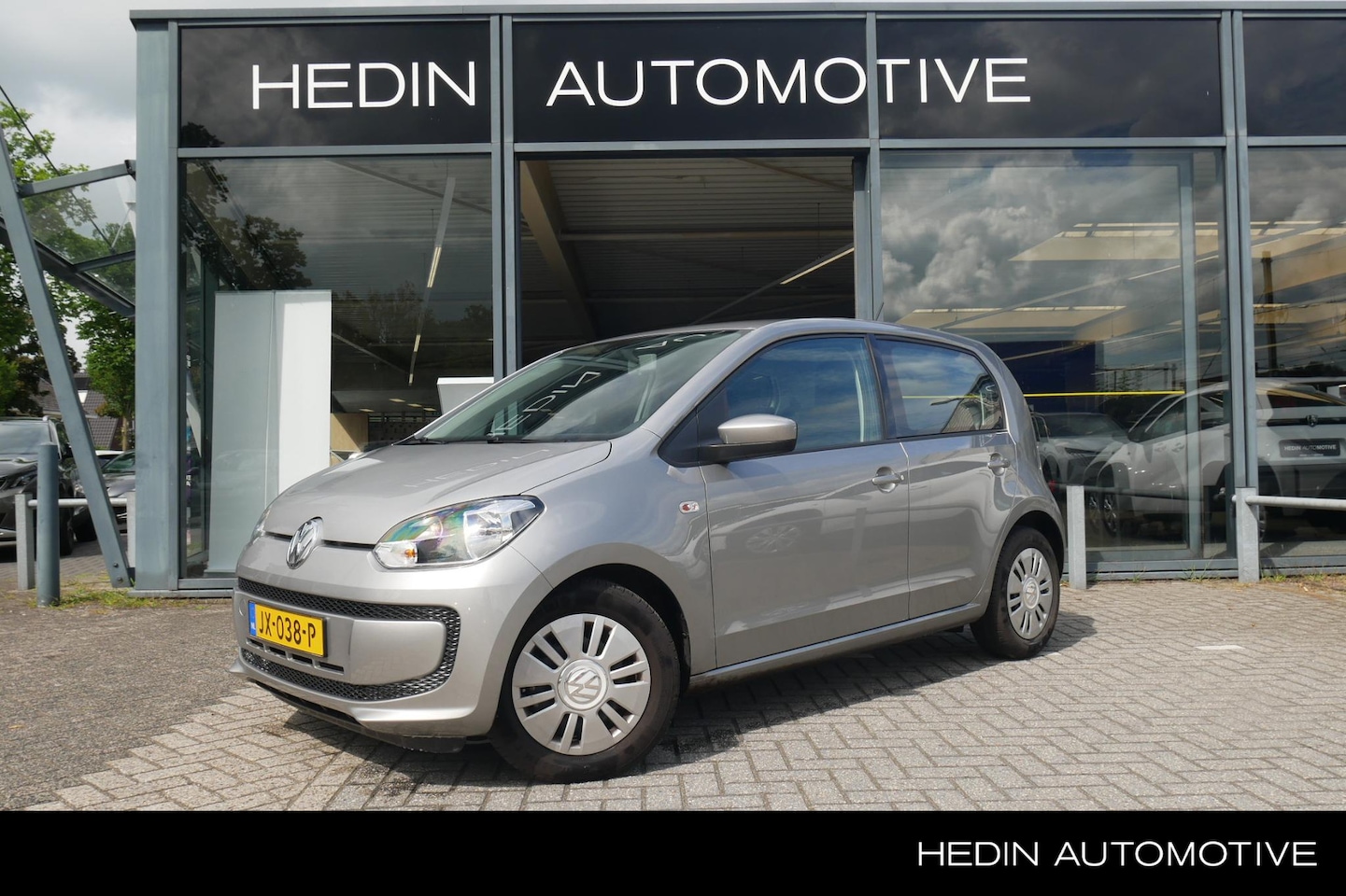 Volkswagen Up! - 1.0 move up! BlueMotion | Lage kilometers | Airco | Elek. ramen | - AutoWereld.nl