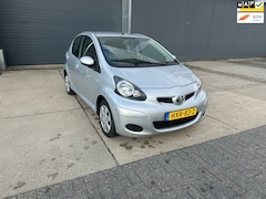 Toyota Aygo - 1.0-12V Access / Airco / Elek. ramen / Nieuwe koppeling & apk