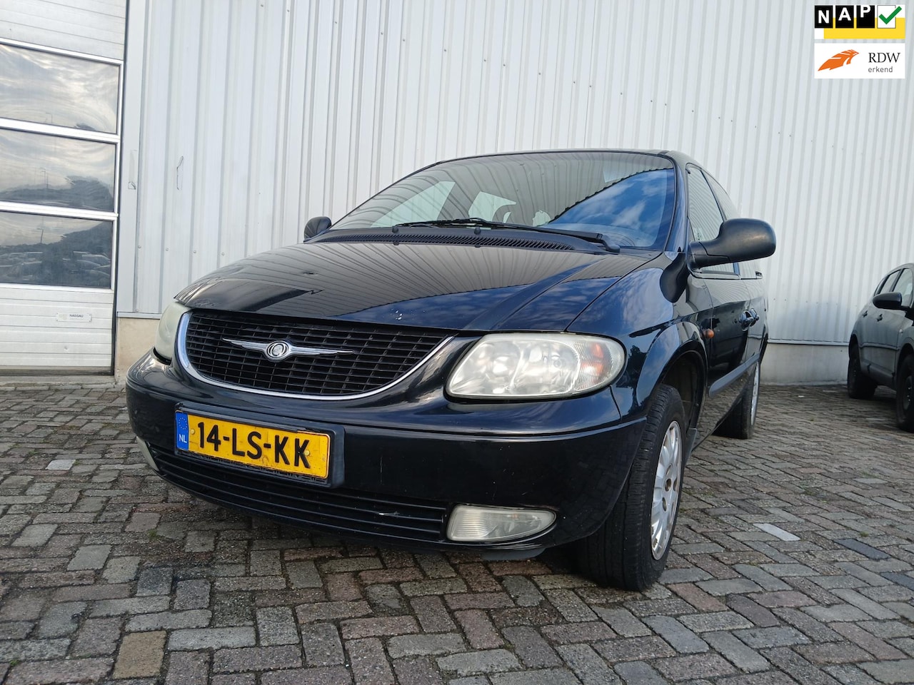 Chrysler Grand Voyager - 3.3i V6 SE Luxe- Automaat -Airco - Trekhaak - Start niet - AutoWereld.nl
