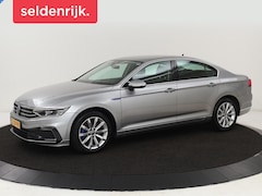 Volkswagen Passat - 1.4 TSI PHEV GTE | Trekhaak | Camera | Adaptive cruise | Carplay | Navigatie | Matrix LED